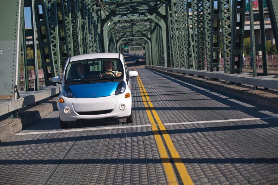  Mitsubishi i-MiEV 2012 года  (US) (фото 152 из 234)